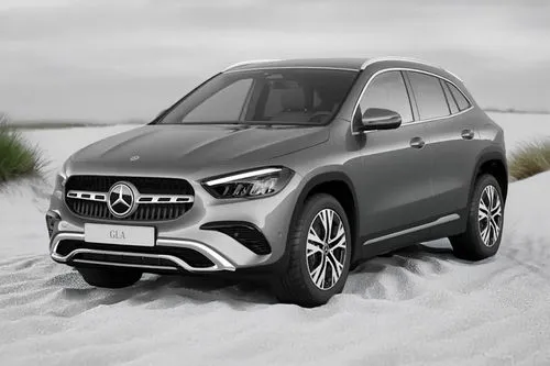 Mercedes-Benz GLA 200 — תמונה 1